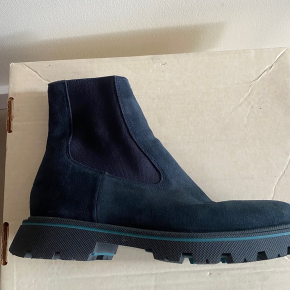 BOSS navy suede Chelsea boots, size 44 - Picture 3 of 8